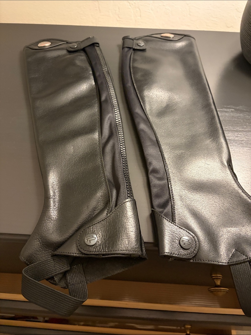 Parlanti Half Chaps black leather Brand New never been used.